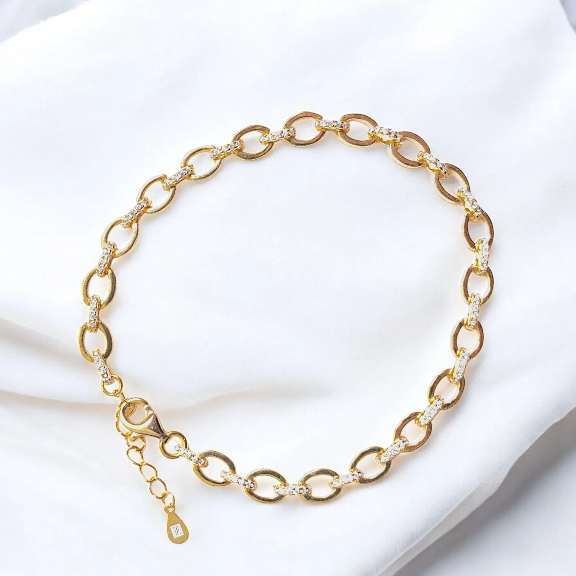 18K Gold-Plated Oval Link Bracelet