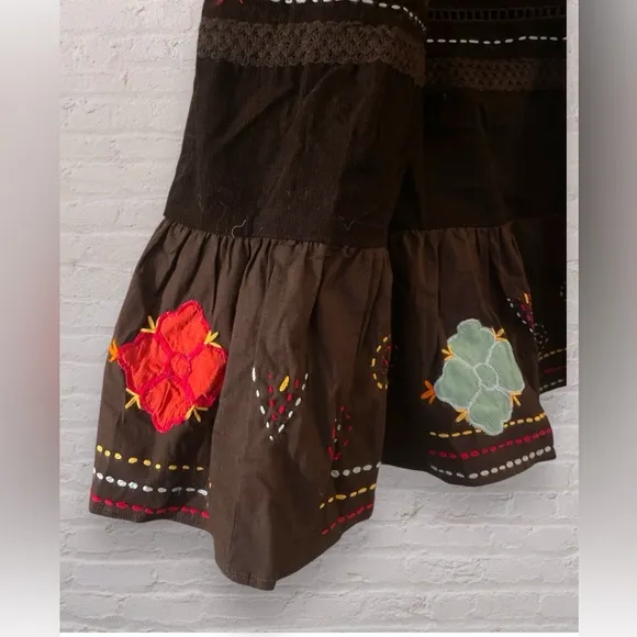 Anthropologie Raga Embroidered Floral Corduroy Maxi Skirt Brown Sz XS Boho Fall