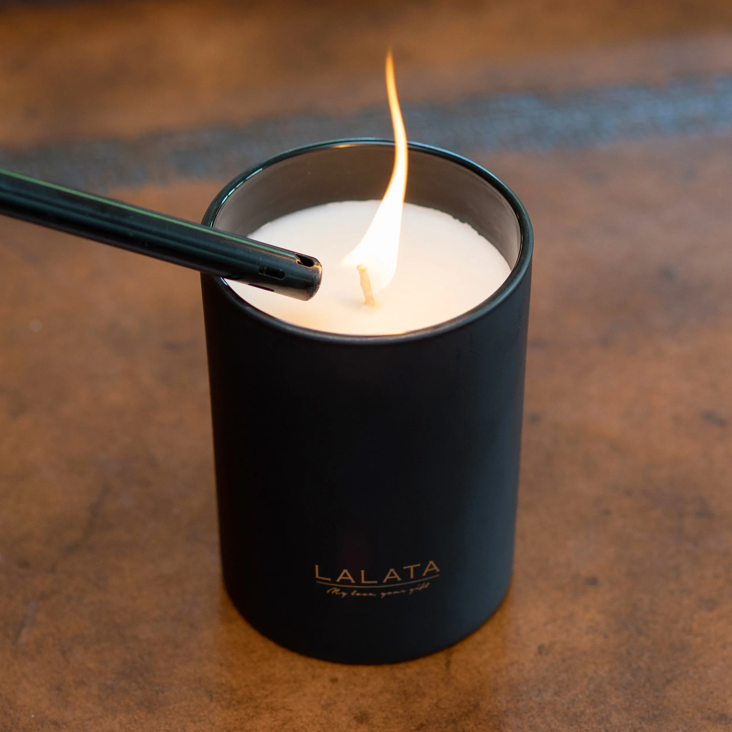 Black Candle - Scented Coconut Mango Amber