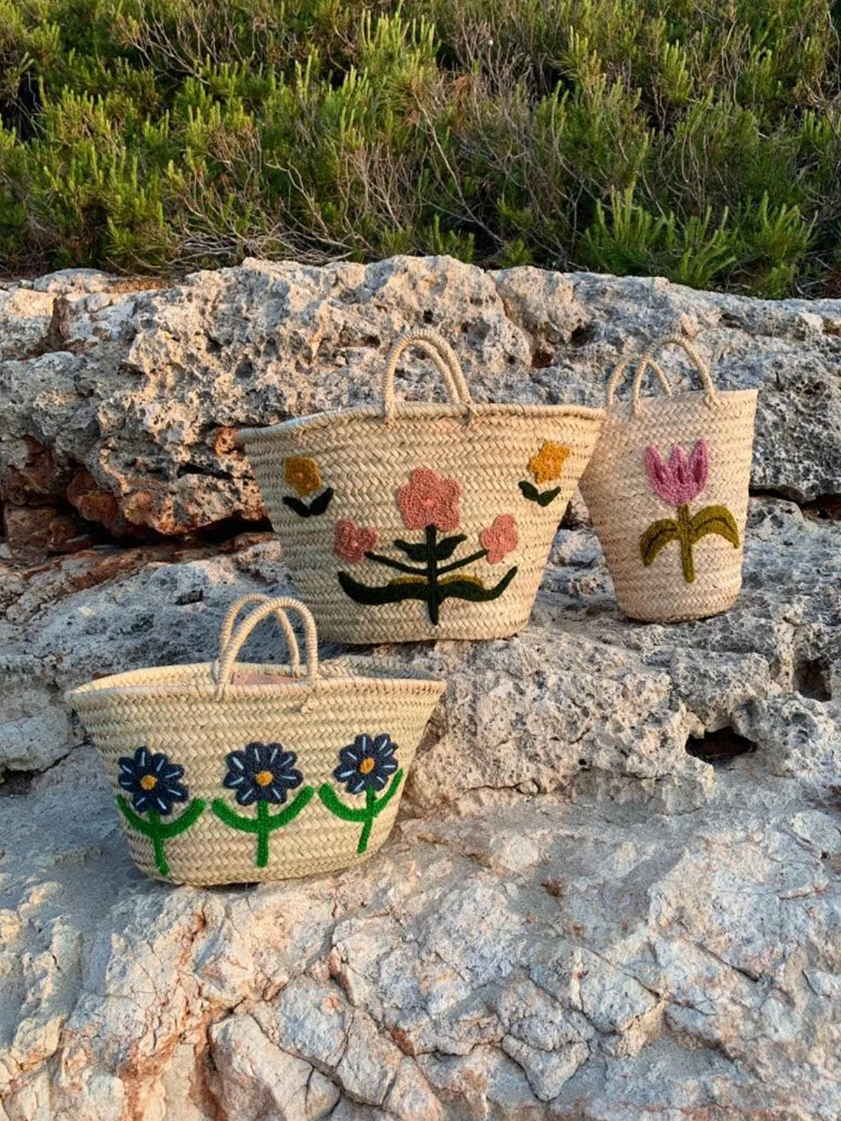 Bohemia Design - Hand Embroidered Market Basket, Daisy