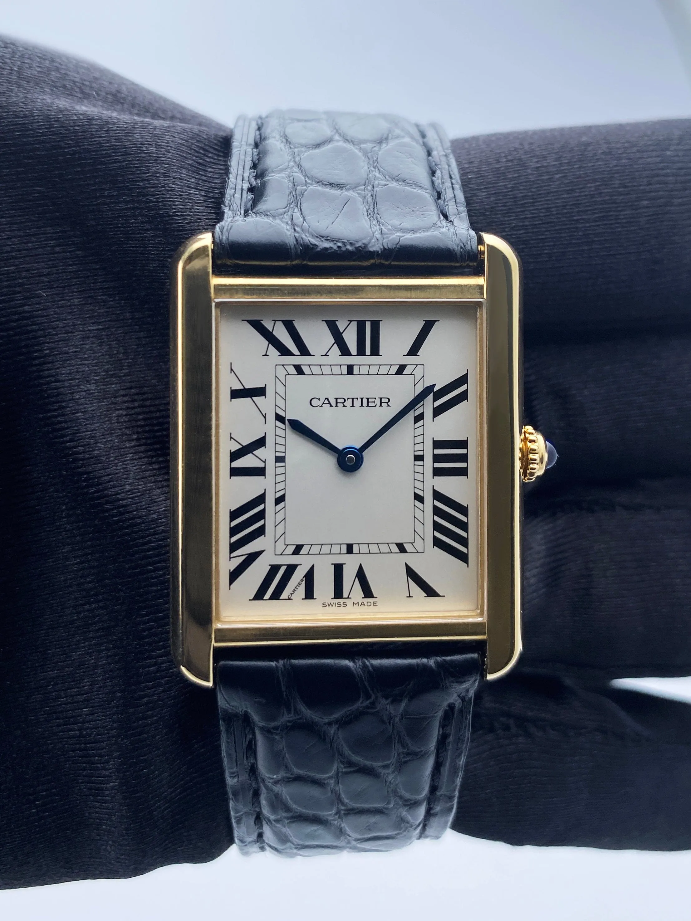 Cartier Tank Solo W5200004 Large Size 18K Yellow Gold Mens Watch