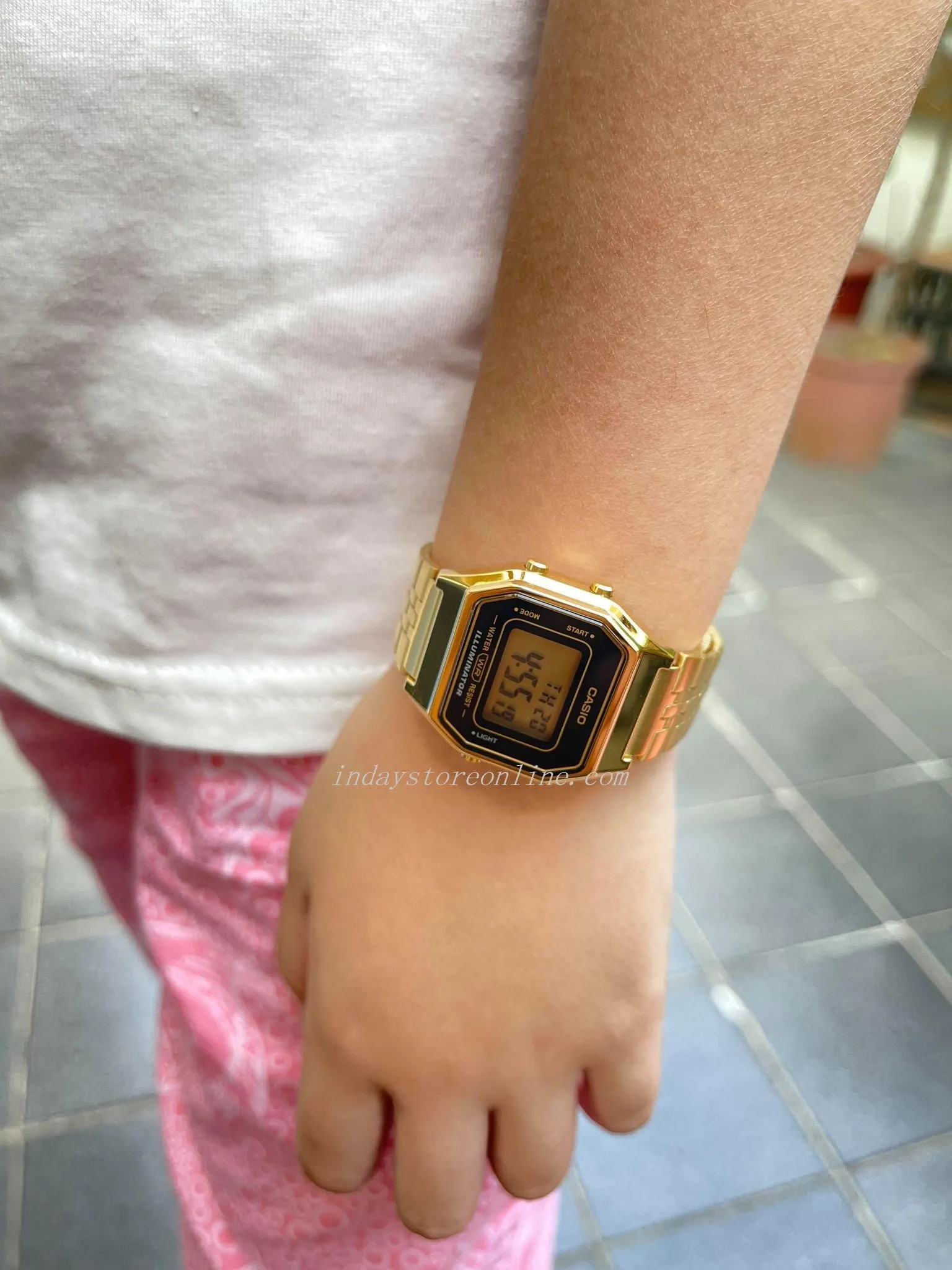 Casio Vintage Women's Watch LA680WGA-1D Gold Plated Stainless Steel Self-adjustable Band