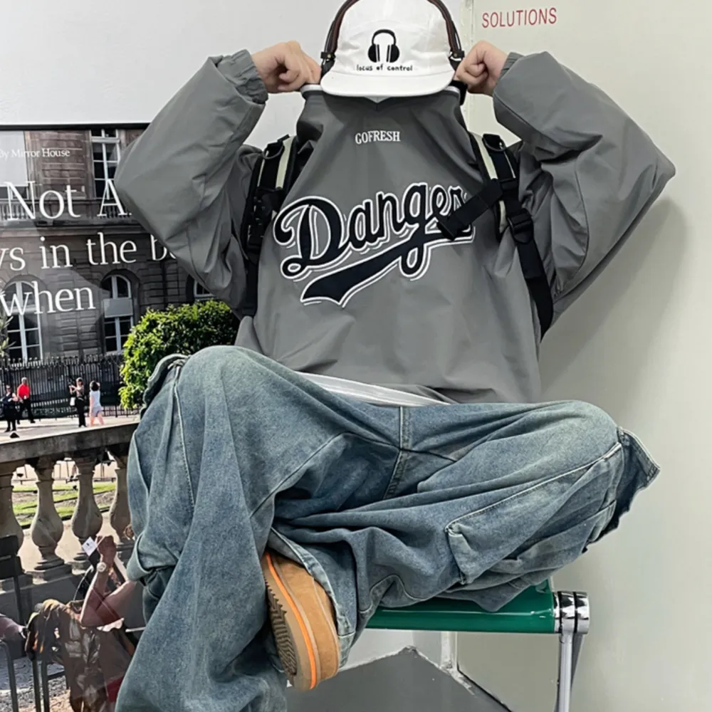 Classic V-neck Patch Embroidered Sweatshirt