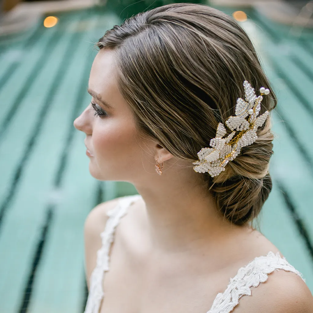 Golden Pearl Magnolia Head Comb