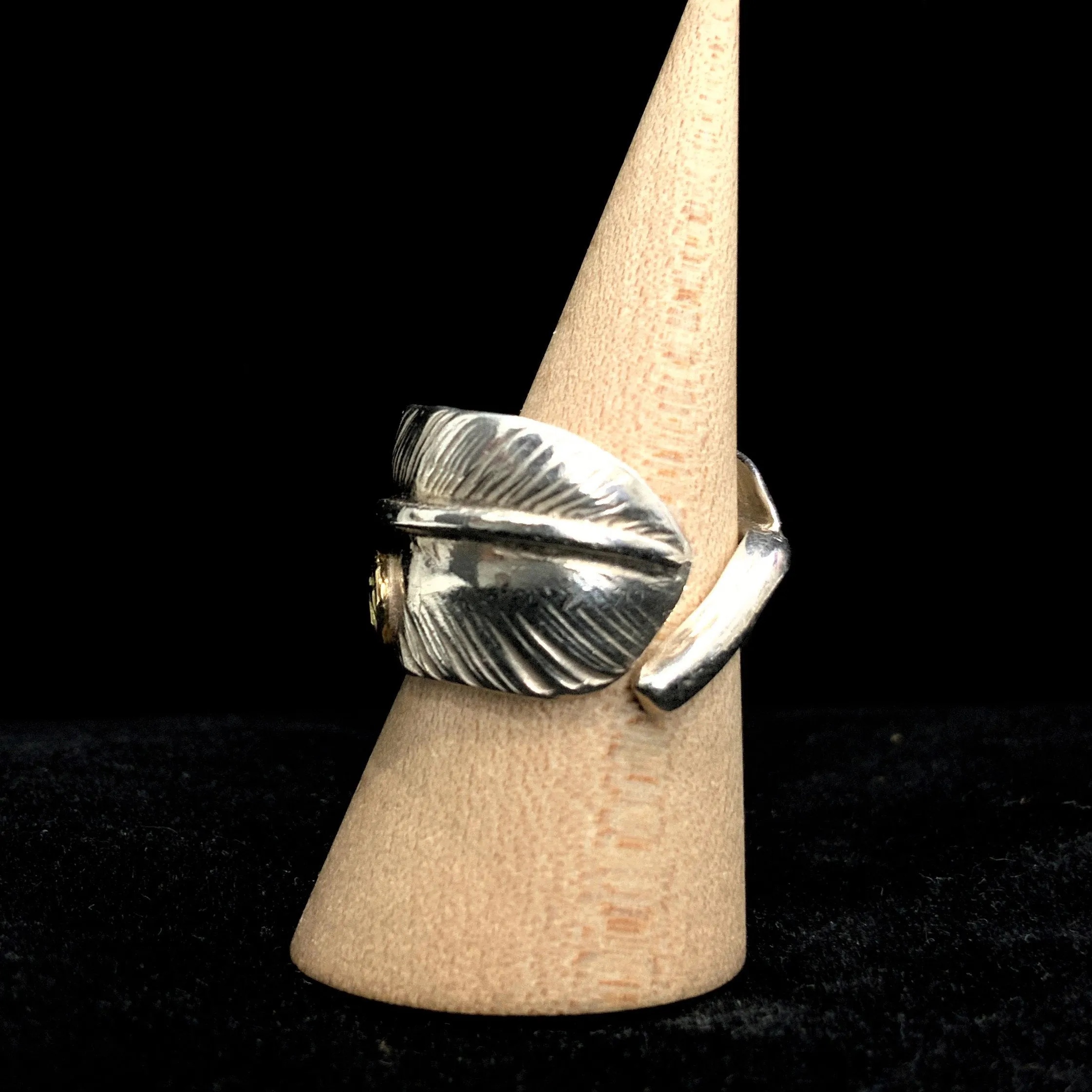 Goros Feather Ring With Metal - Silver And Gold