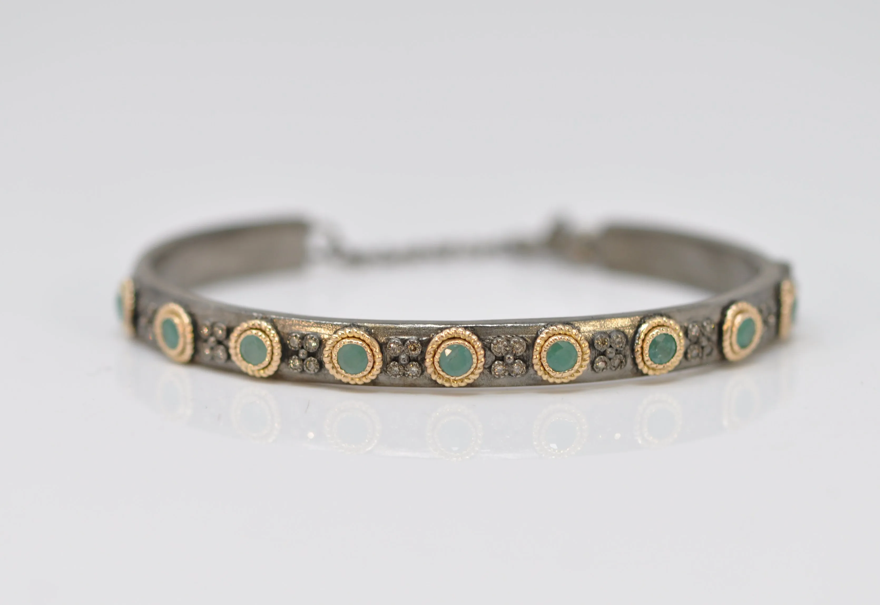 GRANDIDIERITE AND GREY DIAMONDS KICK CUFF BRACELET