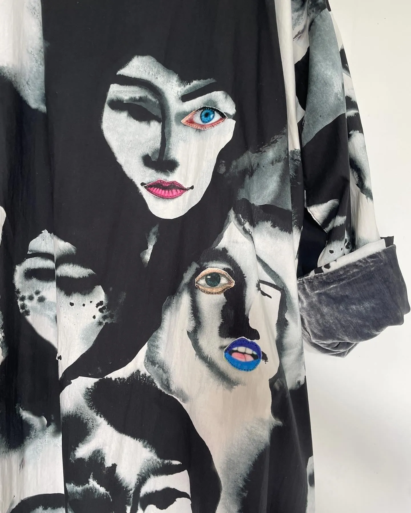 Grey Velvet Caftan with Eyes and Lips Artwork
