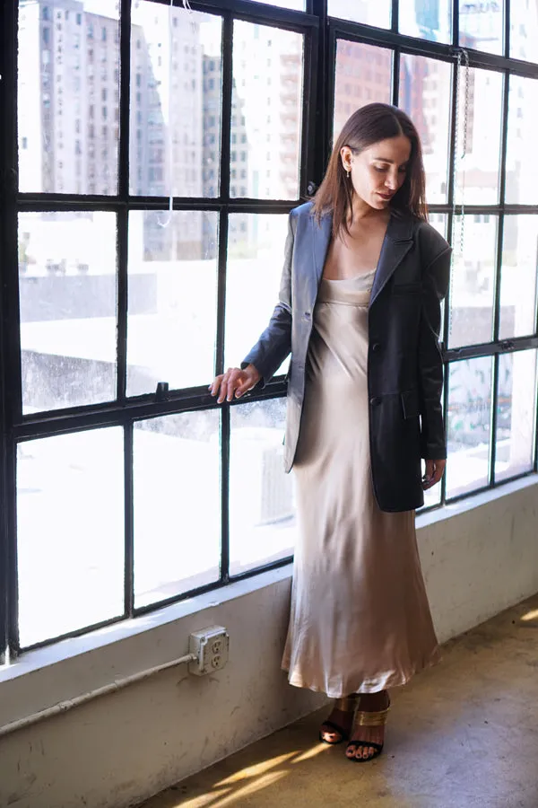 LOGAN BLAZER
