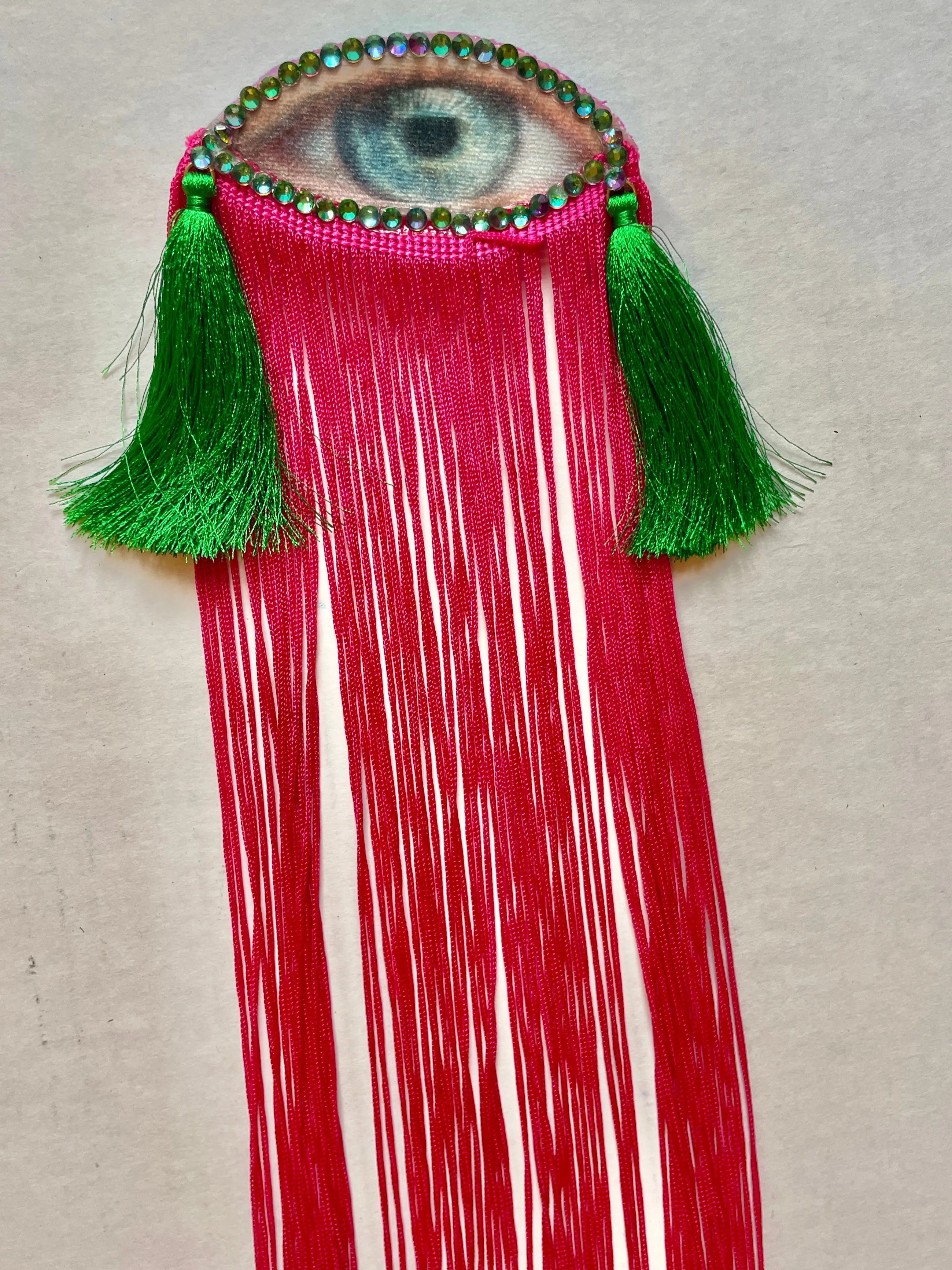 Pink Ombre Fringe Eye Brooch/Ornament