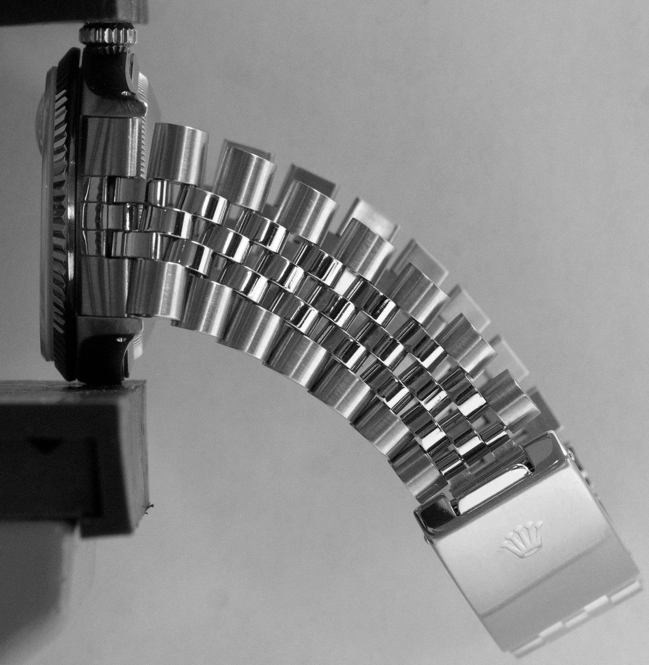 Rolex DateJust 36mm Stainless Steel Silver Jubilee Automatic Date Watch 16234