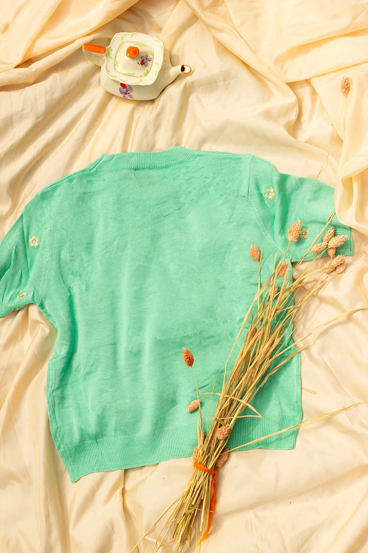 Short Sleeve Embroidered Detail Knit Top
