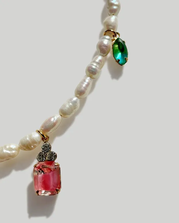 Vintage Pendant Pearl Necklace