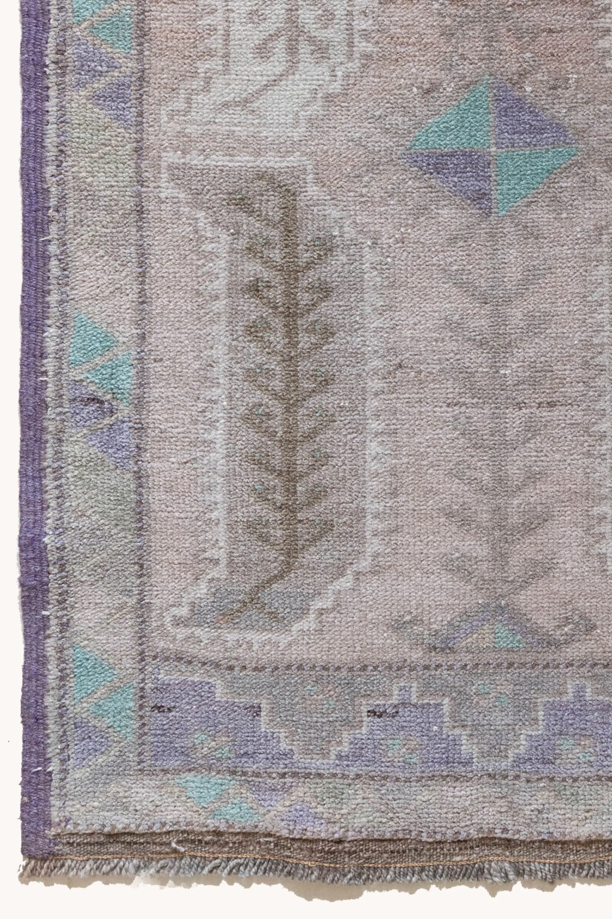 Vintage Turkish Mini Rug No. 640 | 2' x 3'2